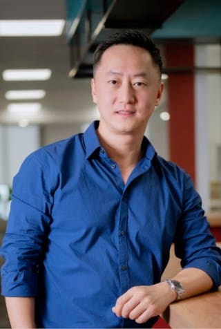 staff photo of Thien Duong